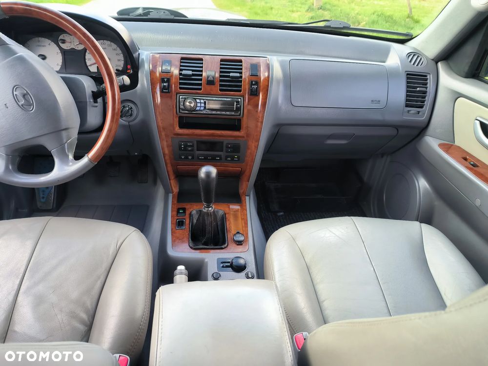 Hyundai Terracan - 30