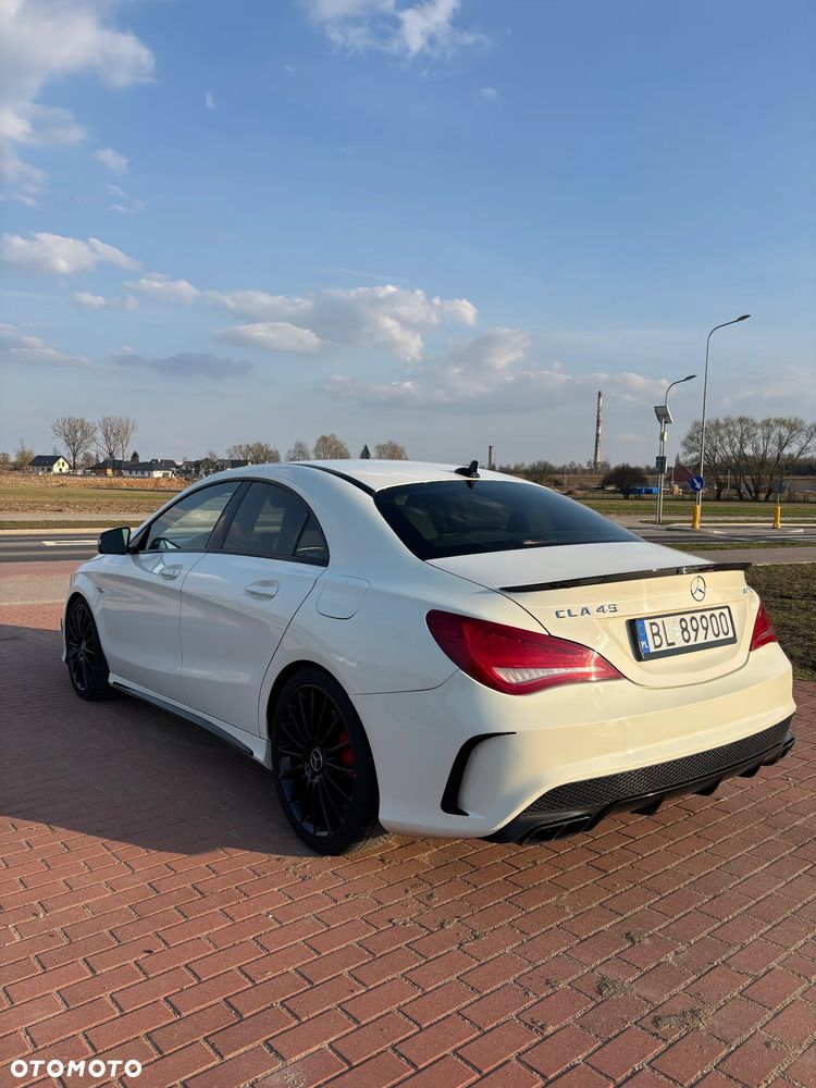 Mercedes-Benz CLA 45 AMG 4Matic 7G-DCT - 3