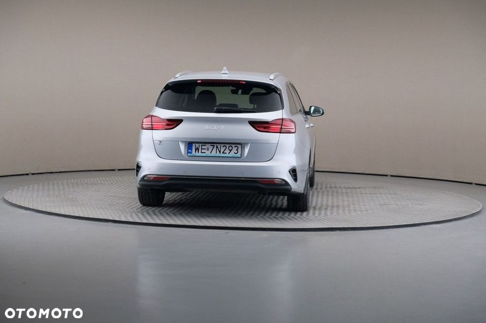 Kia Ceed - 5