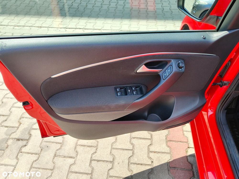 Volkswagen Polo 1.0 Fresh Perfectline - 12