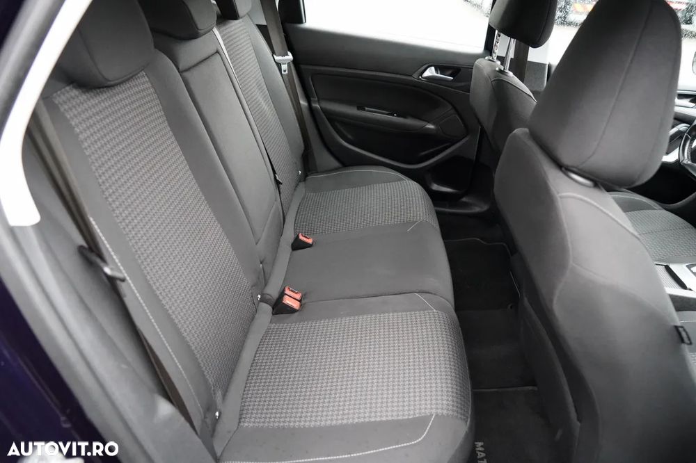 Peugeot 308 1.5 BlueHDi FAP STT EAT8 Active - 32