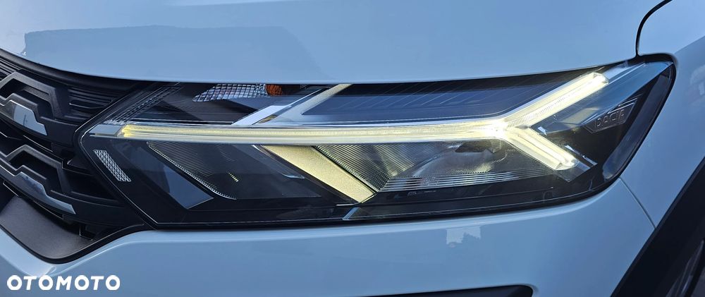 Dacia Jogger TCe 110 Extreme+ - 13