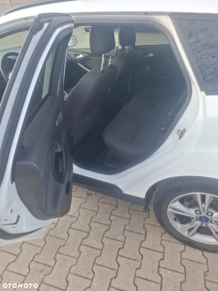 Ford Focus Turnier 1.0 EcoBoost Start-Stopp-System ACTIVE - 11