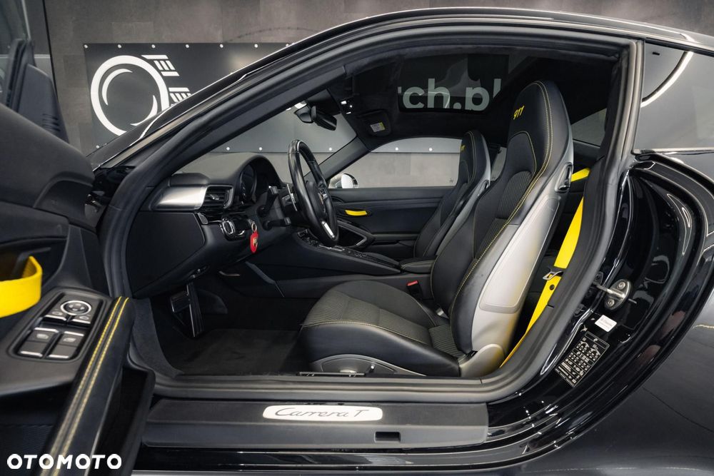 Porsche 911 Carrera T PDK - 14