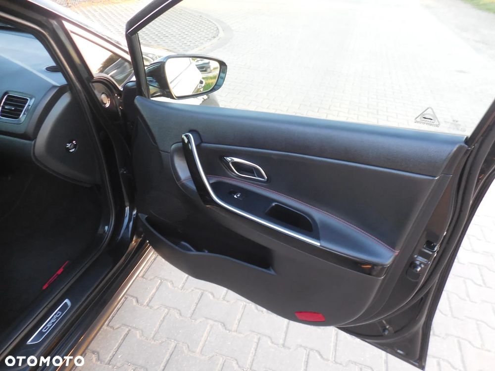 Kia Ceed Cee'd 1.6 T-GDI GT XL - 10