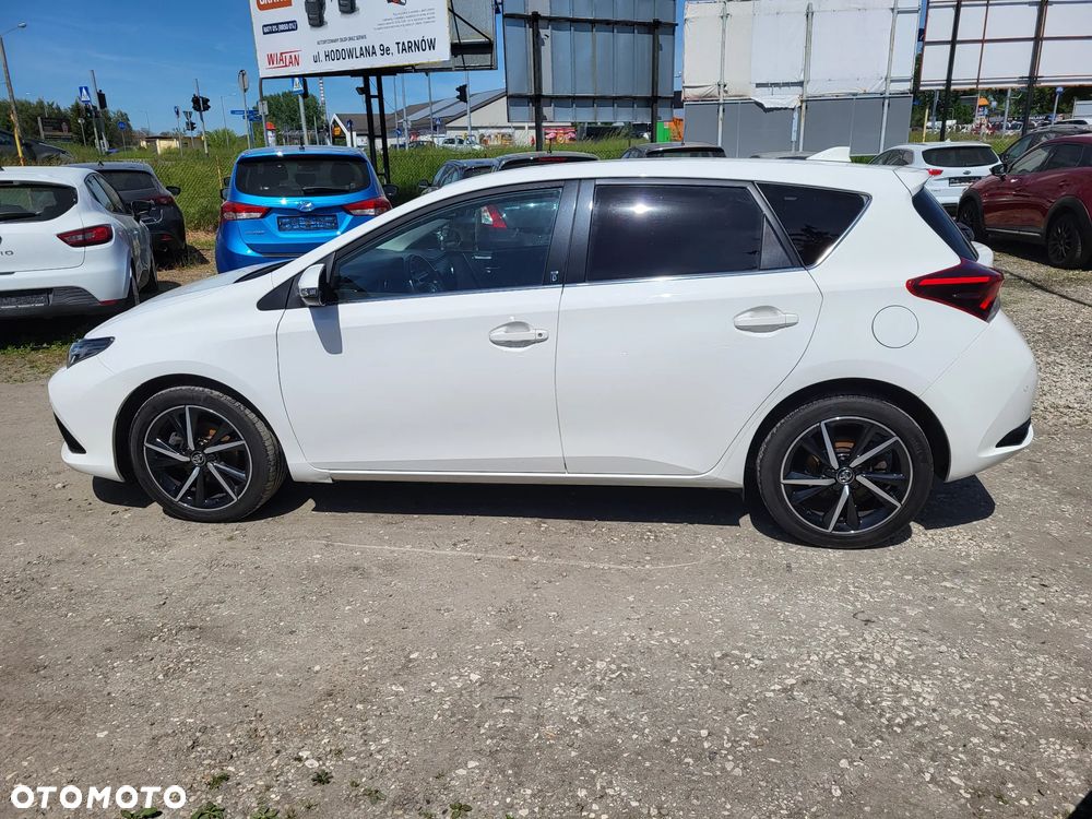 Toyota Auris 1.2 Turbo Team Deutschland - 5