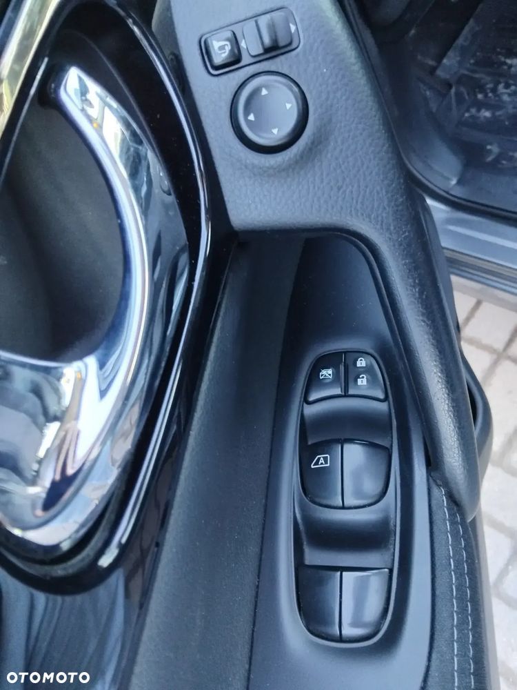 Nissan Qashqai 1.6 DCi Acenta EU6 - 16