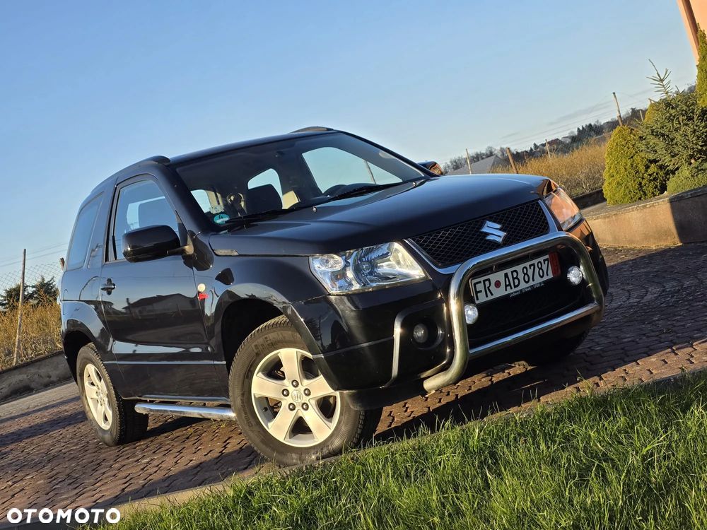 Suzuki Grand Vitara 1.6 Black&White - 13