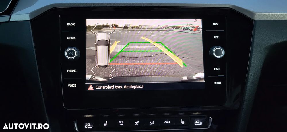 Volkswagen Passat 2.0 TDI DSG Advance - 14