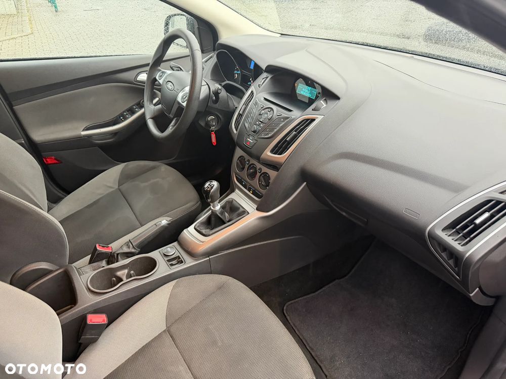 Ford Focus 1.0 EcoBoost Trend Sport - 10