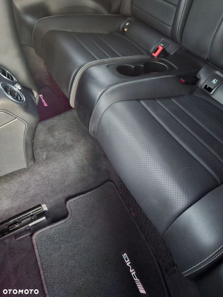 Mercedes-Benz Klasa C 300 d 9G-TRONIC - 9