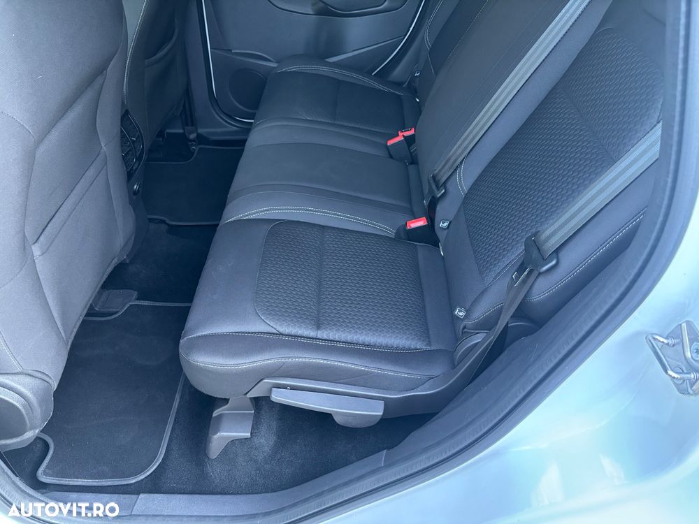 Ford Kuga 1.5 TDCi 2WD Powershift Titanium - 12