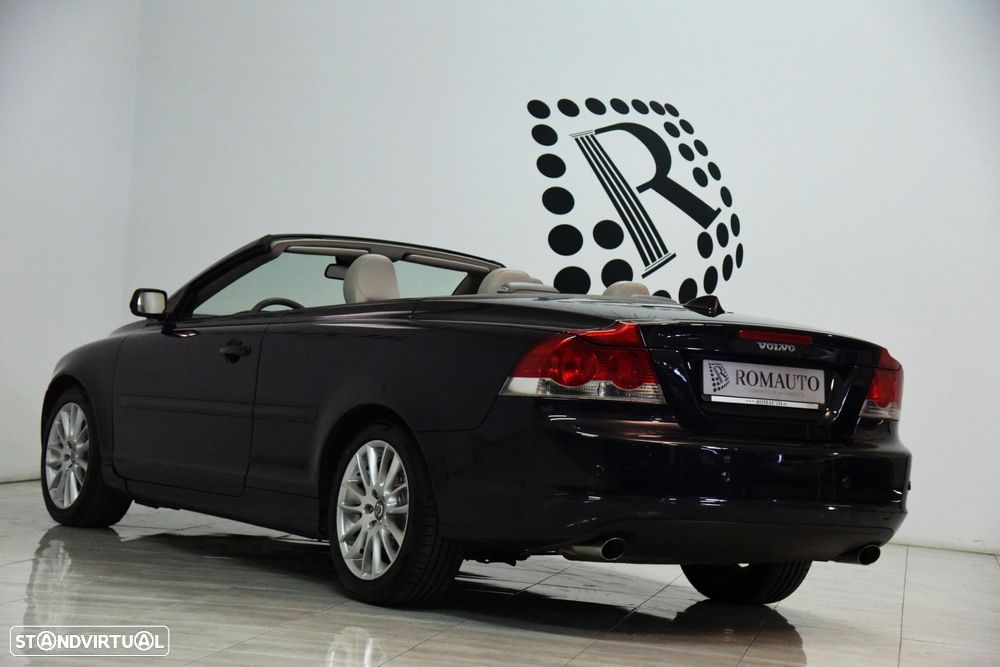 Volvo C70 2.4 D5 Momentum Geartronic - 17