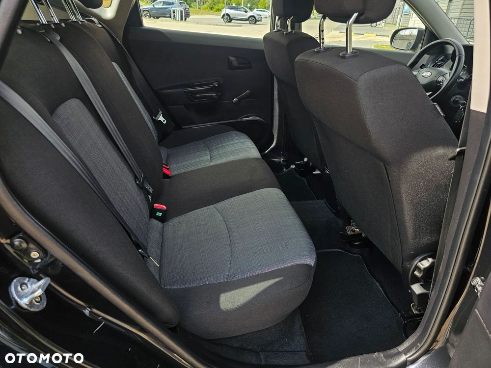 Kia Ceed 1.4 CVVT Attract - 14