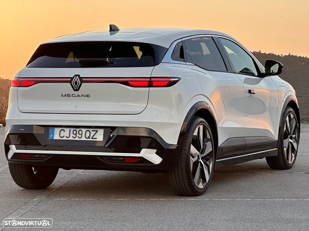 Renault Mégane E-Tech EV60 220hp optimum charge Iconic - 5