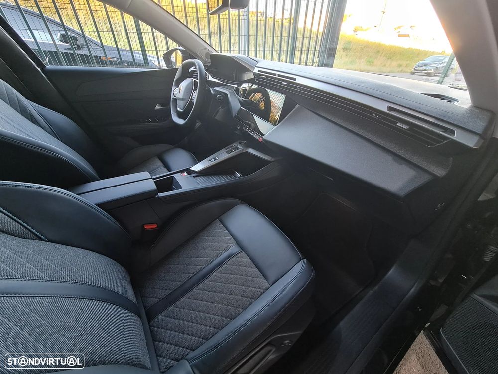 Peugeot 408 1.2 PureTech Allure EAT8 - 9