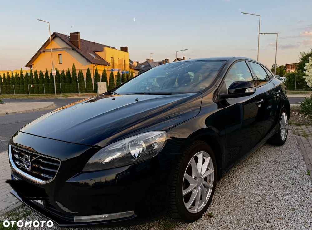 Volvo V40 D2 R-Design Summum - 3