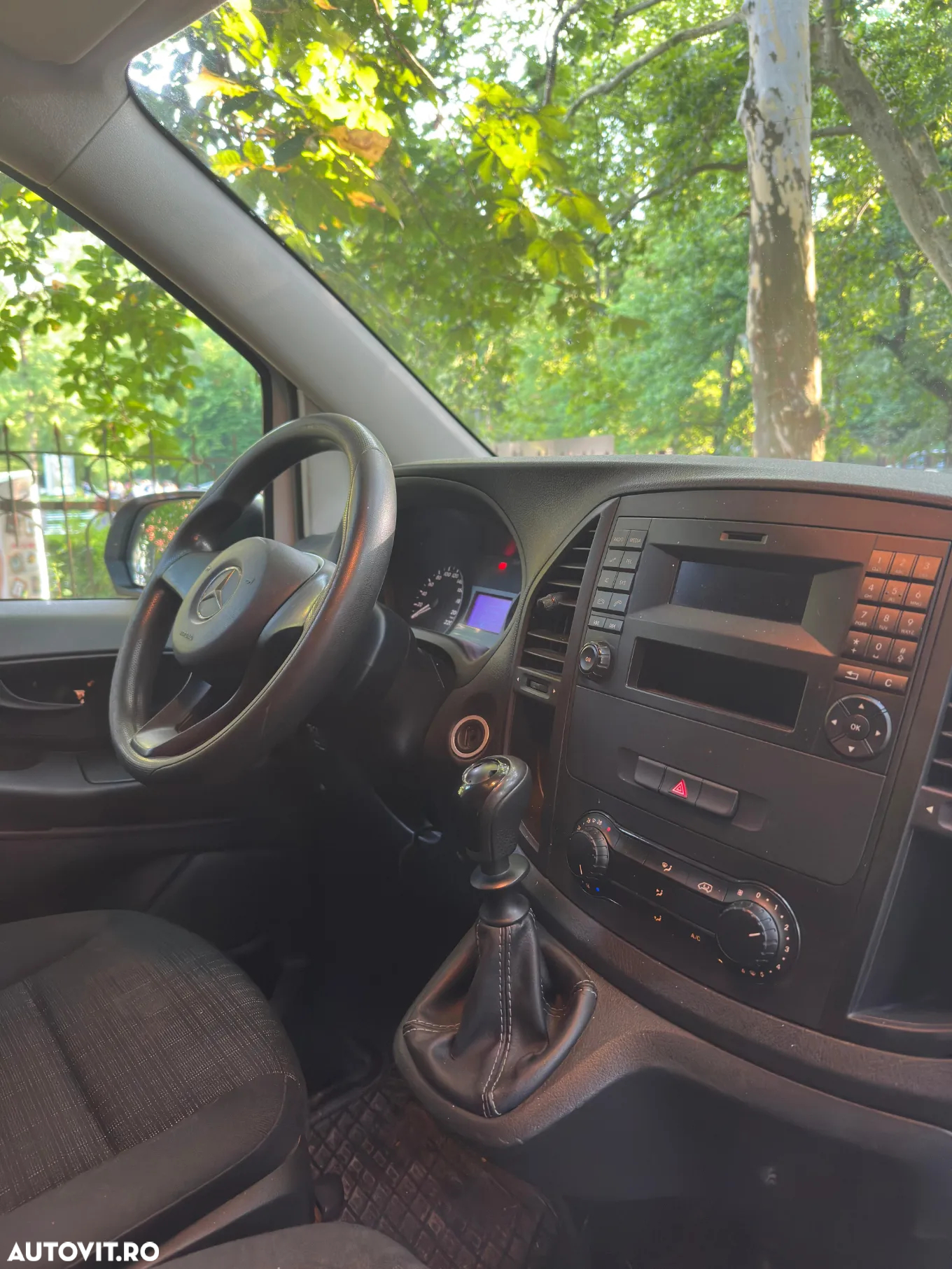 Mercedes-Benz Vito - 10