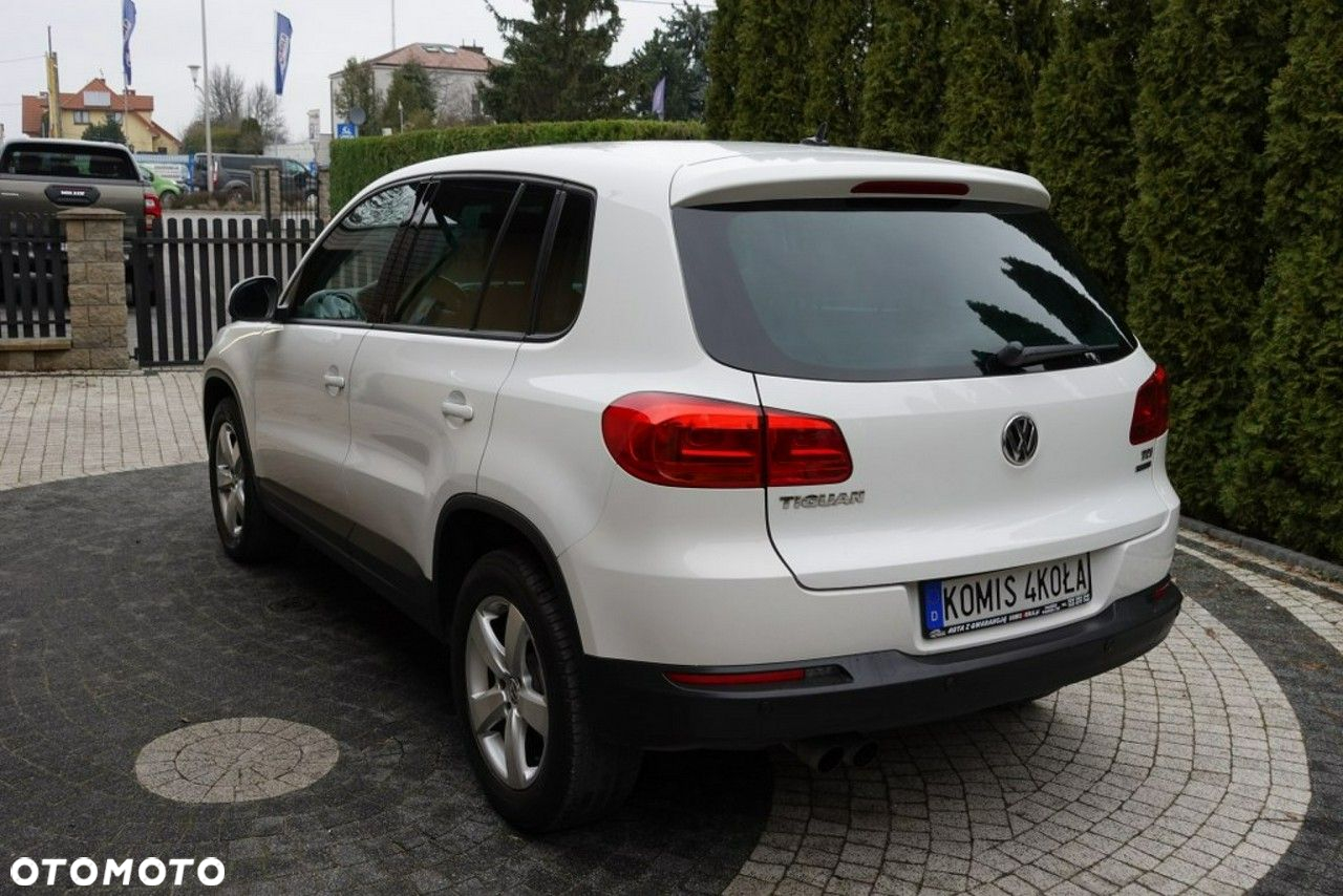 Volkswagen Tiguan - 4