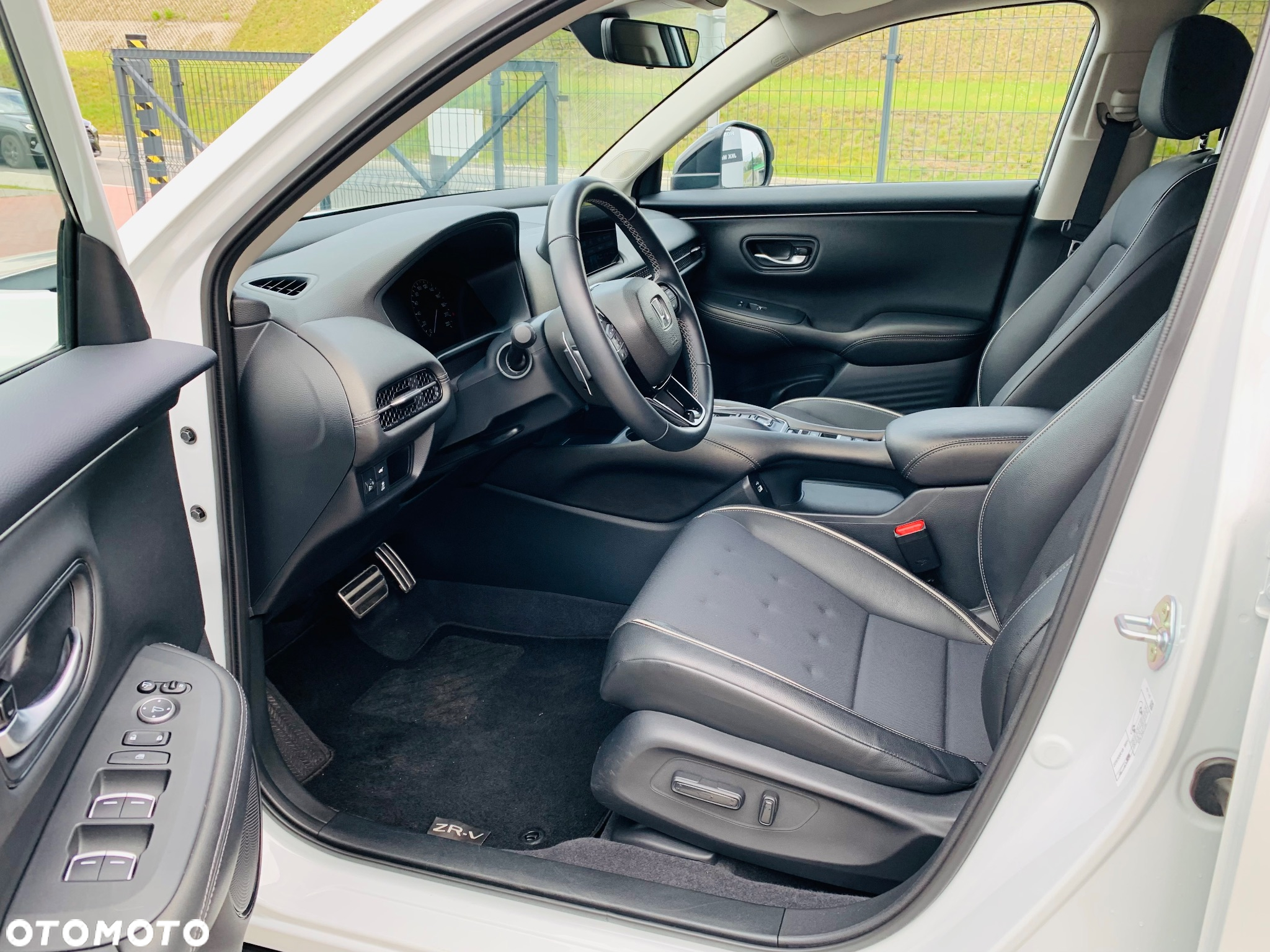 Honda ZR-V 2.0 i-MMD HEV Sport BSI/CTM 2WD CVT - 25