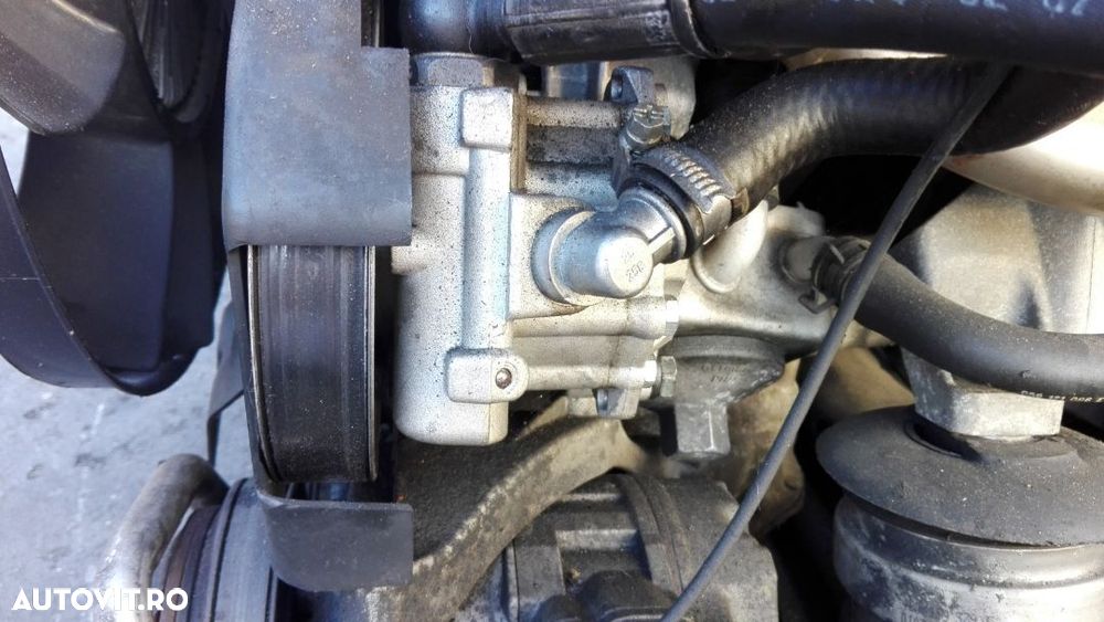 Pompa servodirectie Audi A6 2.5 TDI 150 CP din 2001 - 1