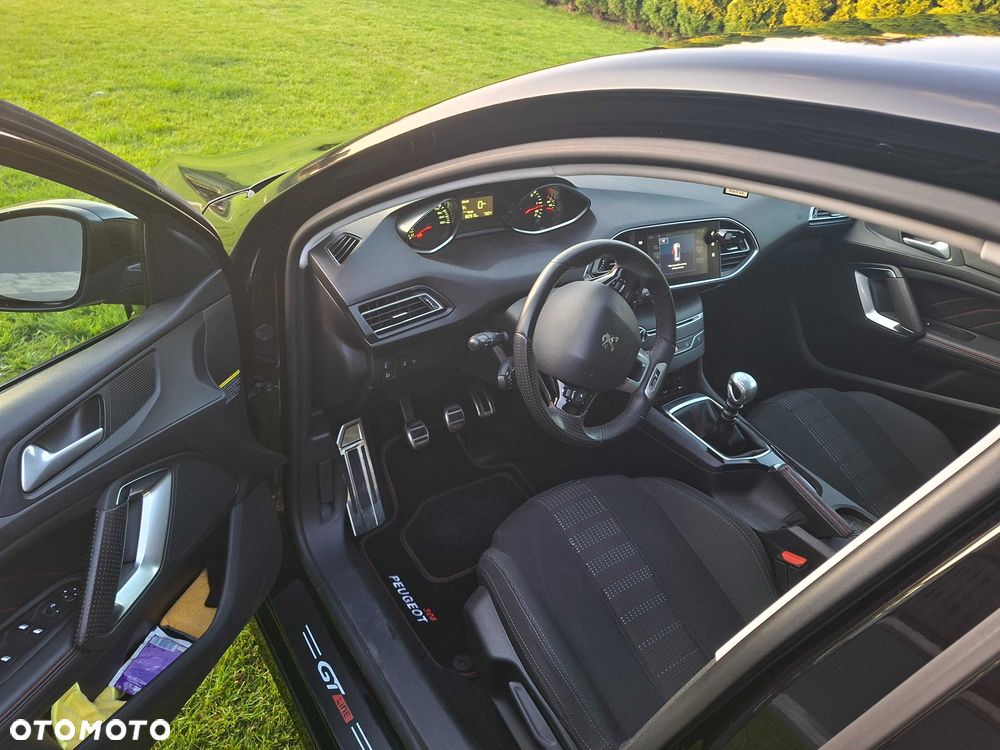 Peugeot 308 - 6