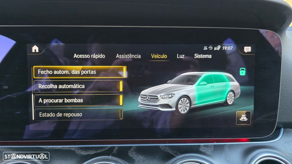 Mercedes-Benz E 220 d Exclusive Line - 37