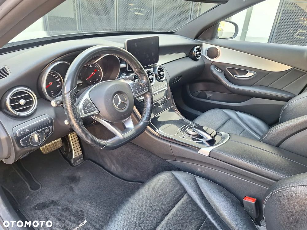 Mercedes-Benz Klasa C 250 d 4Matic T 9G-TRONIC AMG Line - 25