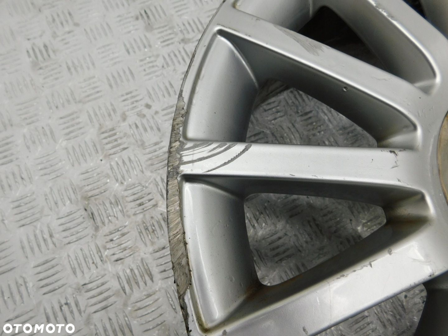 FELGI ALUMINIOWE 5x112 7Jx17 - AUDI A4 B6 B7 A6 C6 4F0601025AH - 2