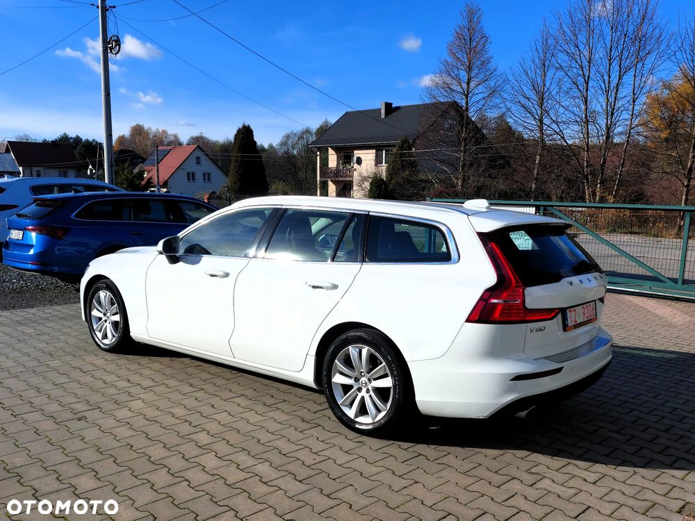 Volvo V60 D4 Geartronic Momentum Pro - 8
