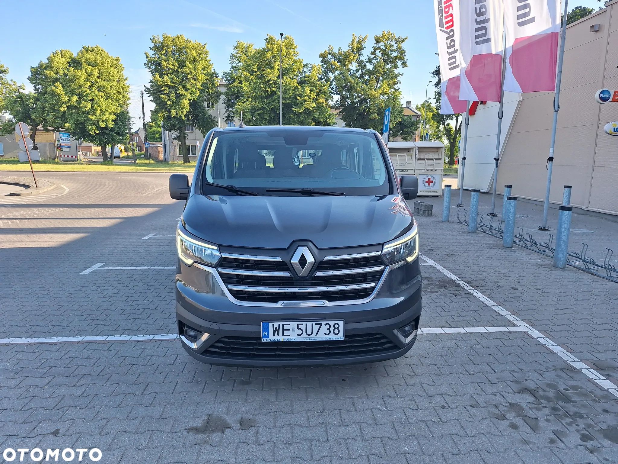 Renault Trafic SpaceClass 2.0 dCi Escapade - 1