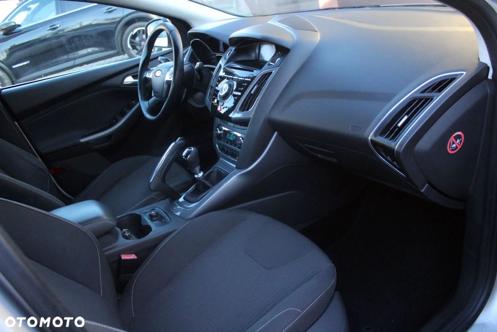 Ford Focus 1.6 EcoBoost Start-Stopp-System SYNC Edition - 20