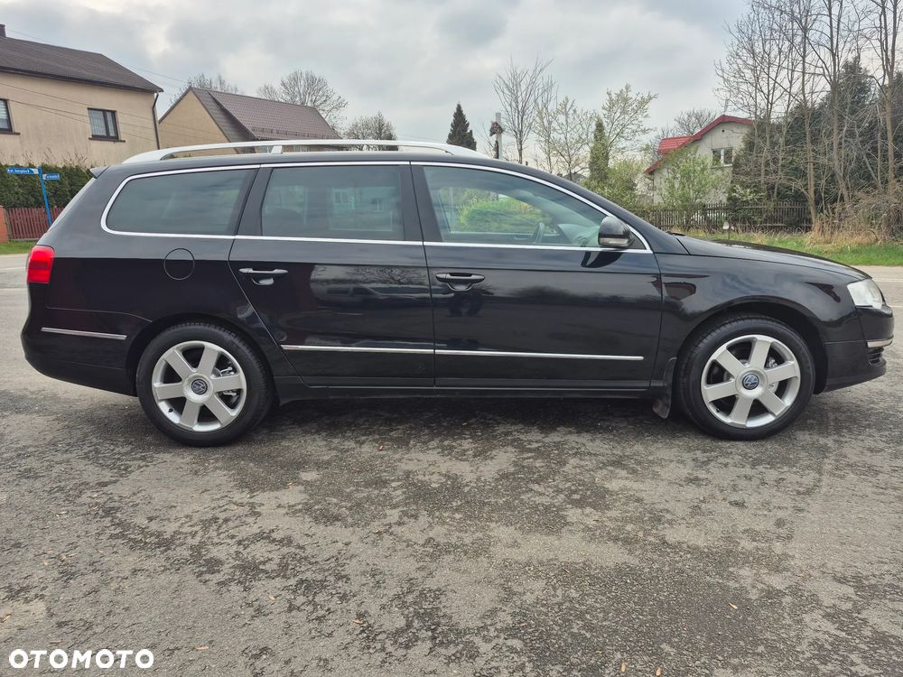 Volkswagen Passat 2.0 FSI Highline - 9