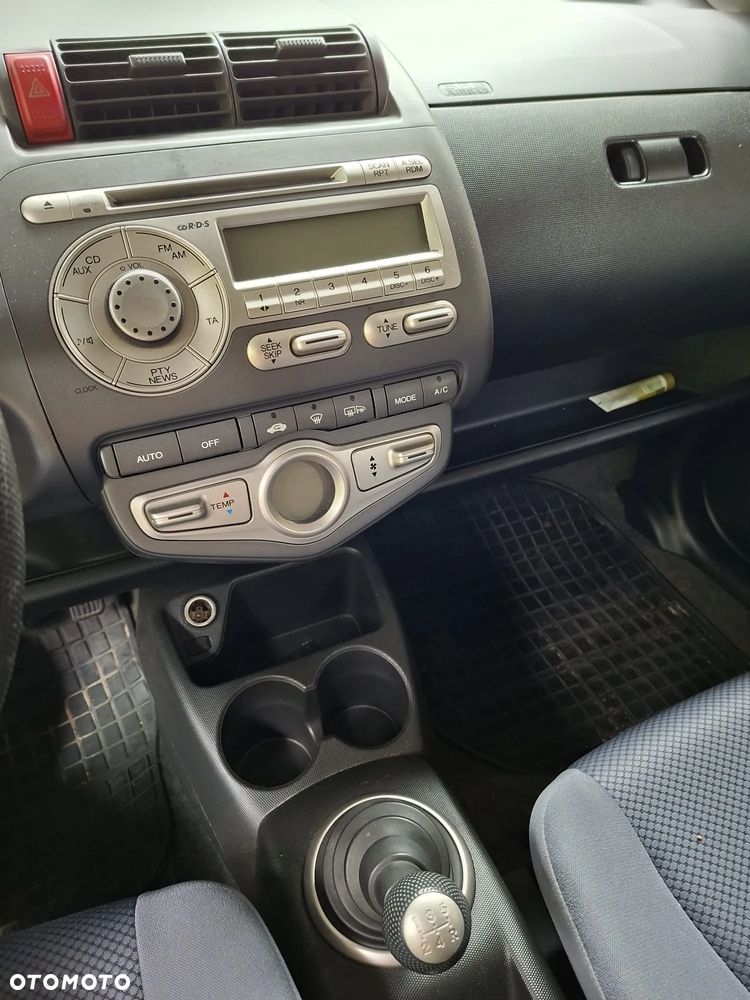 Honda Jazz 1.4 LS - 11