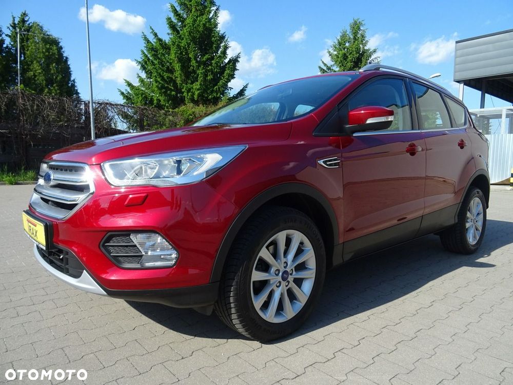 Ford Kuga 1.5 EcoBoost 2x4 Titanium - 2