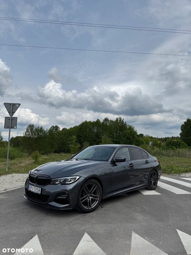 BMW Seria 3 318d M Sport Shadow - 1