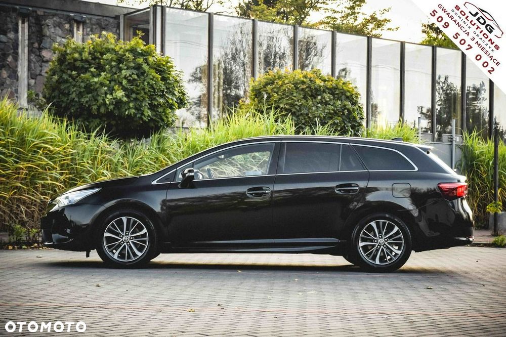 Toyota Avensis 2.0 D-4D Premium - 7