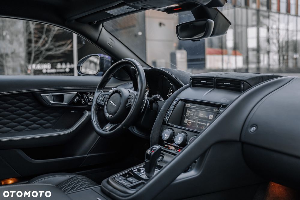 Jaguar F-Type 5.0 V8 S/C AWD SVR - 11