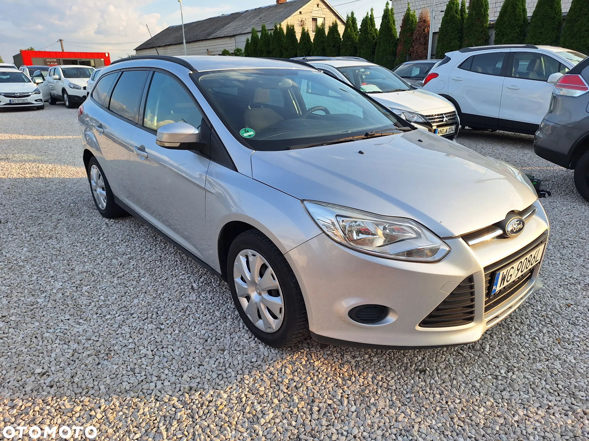 Ford Focus 1.6 Ambiente - 2
