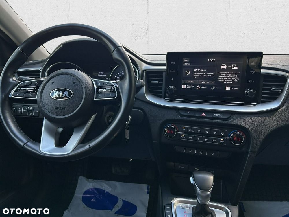 Kia XCeed - 18
