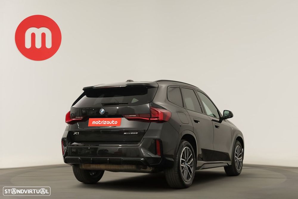 BMW X1 xDrive25e Pack Desportivo M - 4