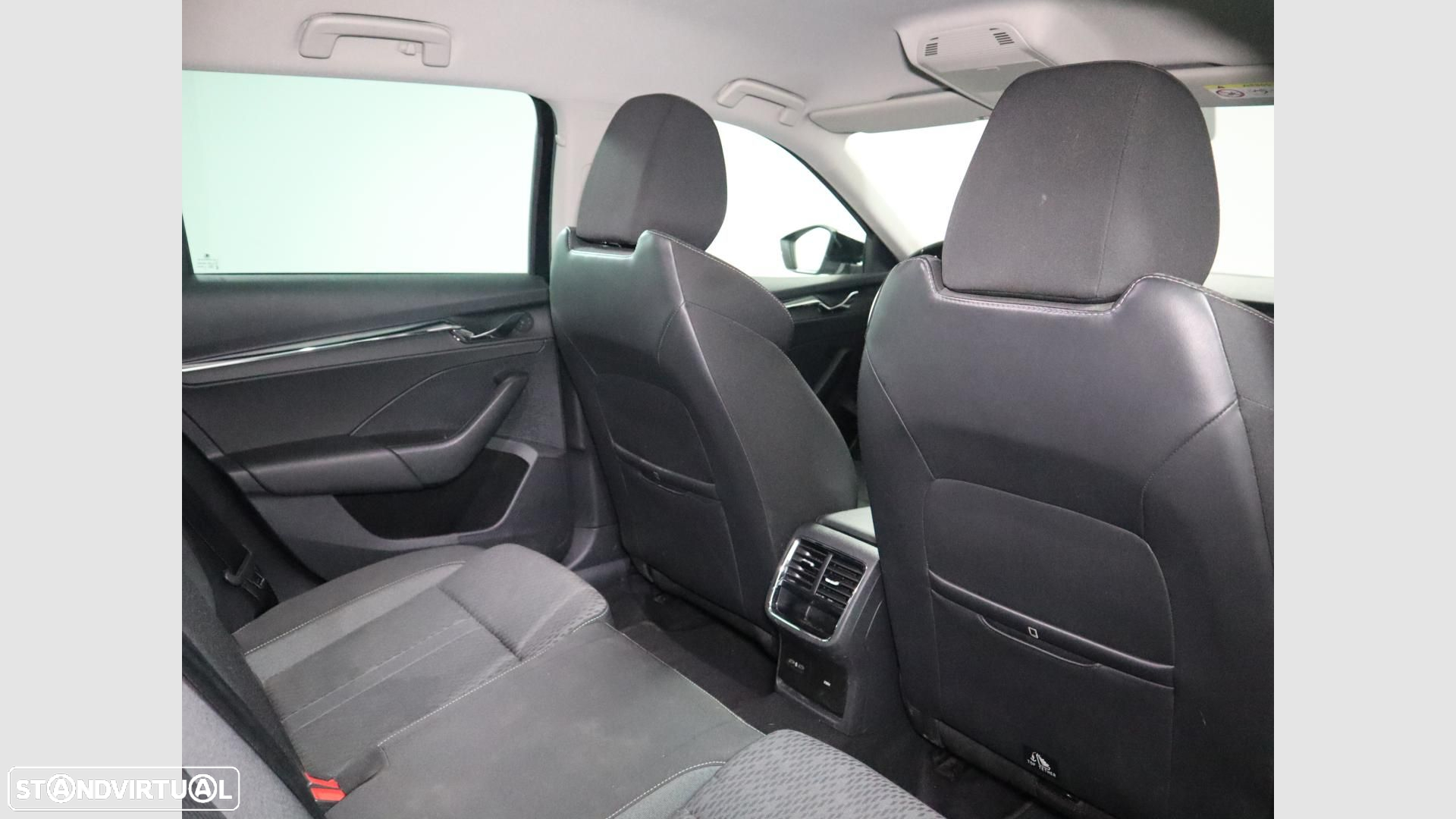 Skoda Octavia 1.4 TSI iV DSG - 7
