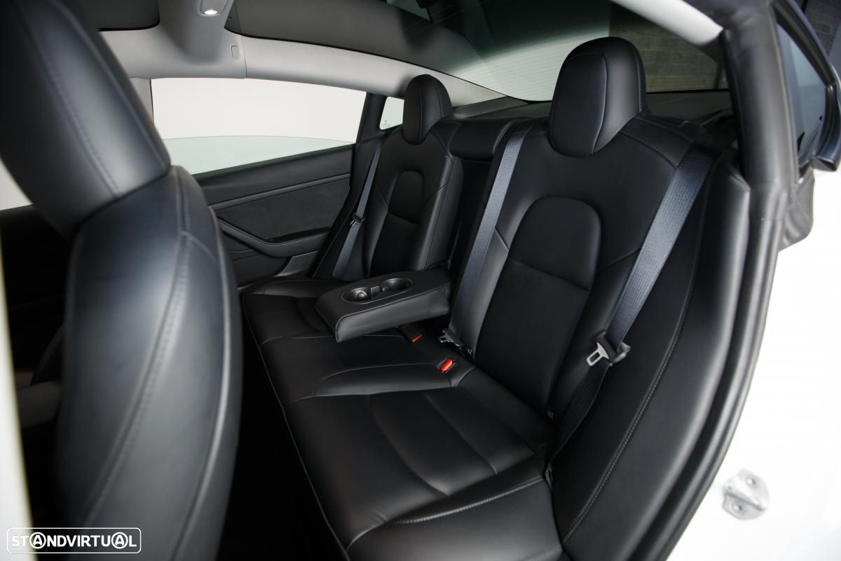 Tesla Model 3 Long-Range Dual Motor AWD - 11