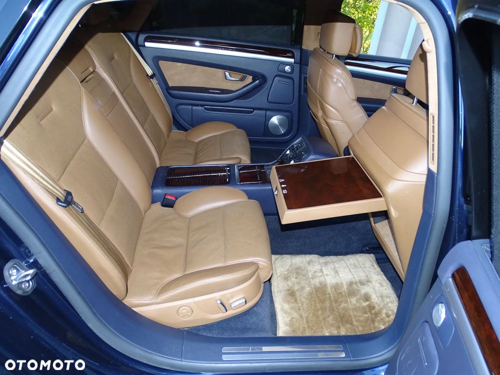 Audi A8 6.0 W12 L Quattro - 11