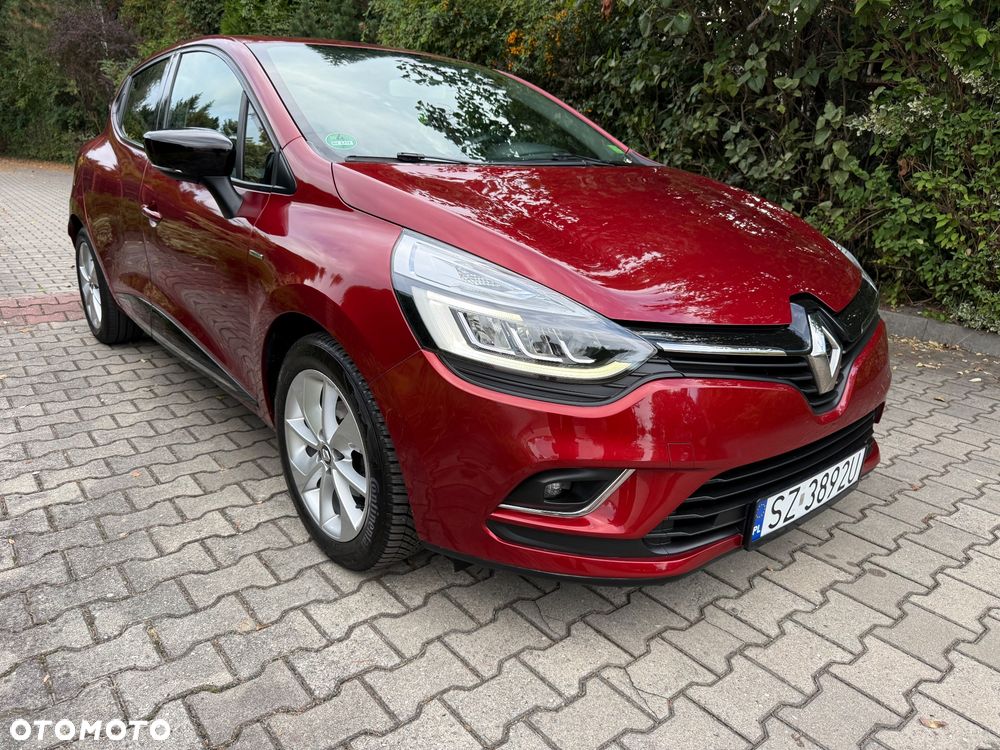 Renault Clio - 10