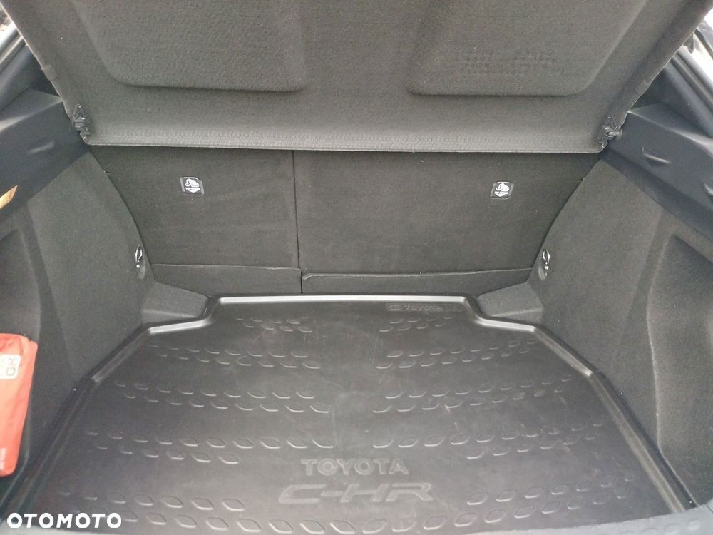 Toyota C-HR 1.2 T Comfort - 24