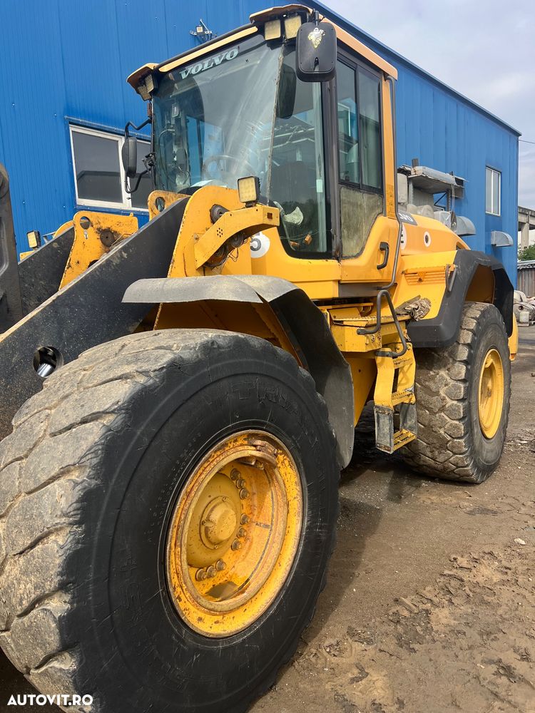 Volvo L120G - 9