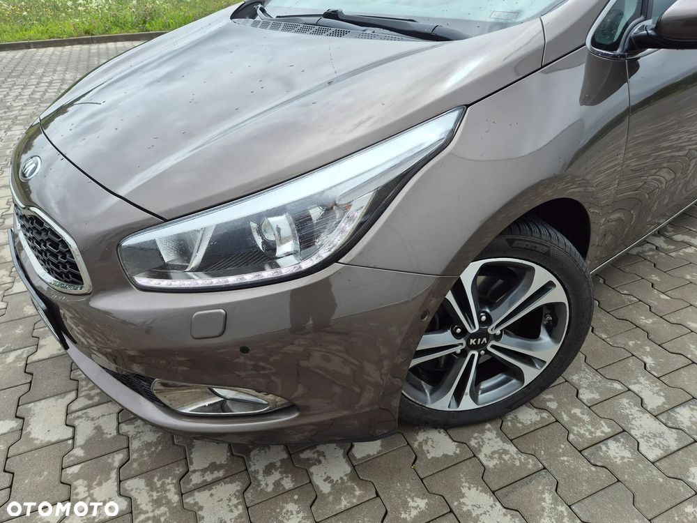 Kia Ceed 1.6 CRDi 128 Platinum Edition - 5