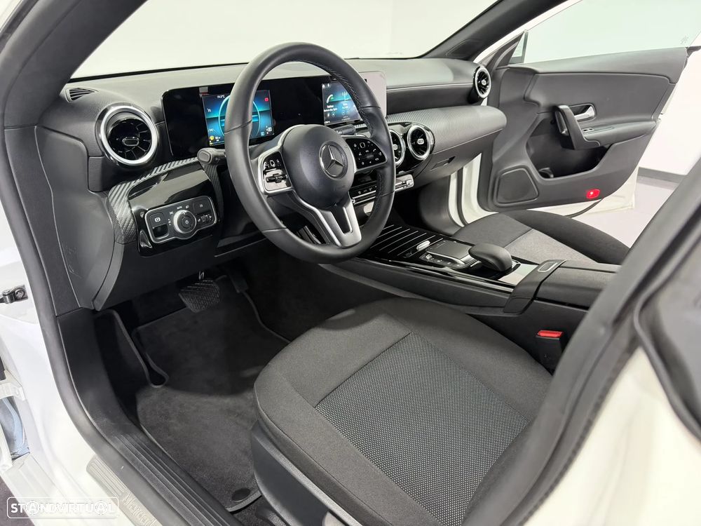 Mercedes-Benz CLA 180 d Progressive Aut. - 20