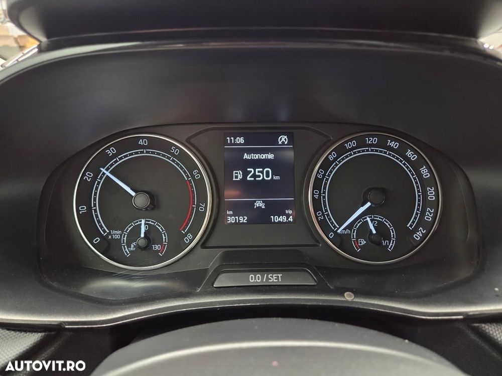 Skoda Fabia 1.0 MPI 80 CP Ambition - 11